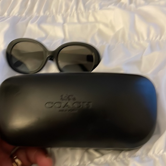 012. Coach sunglasses - Picture 5 of 6
